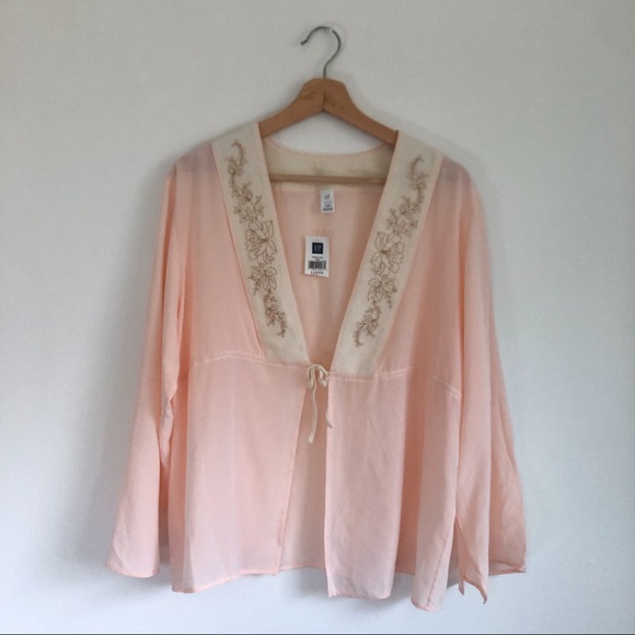GAP Tops - NWT Gap Silk Open Front Top